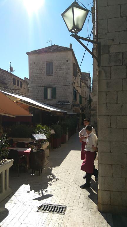 Apartment Fabijanko Oldtown Trogir Extérieur photo